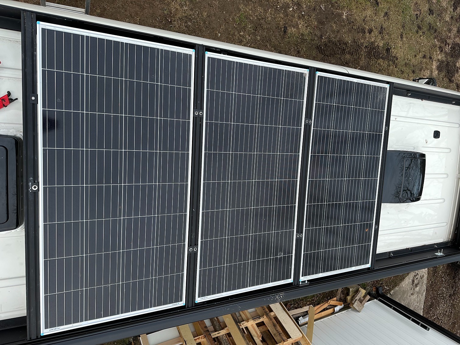 How To Connect Solar Panels To Battery