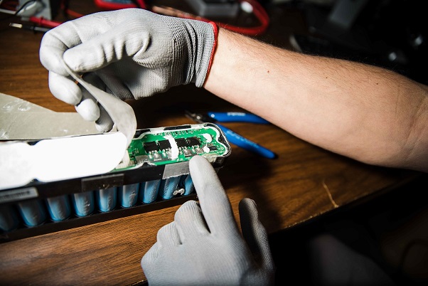 How To Identify And Fix A Broken Battery