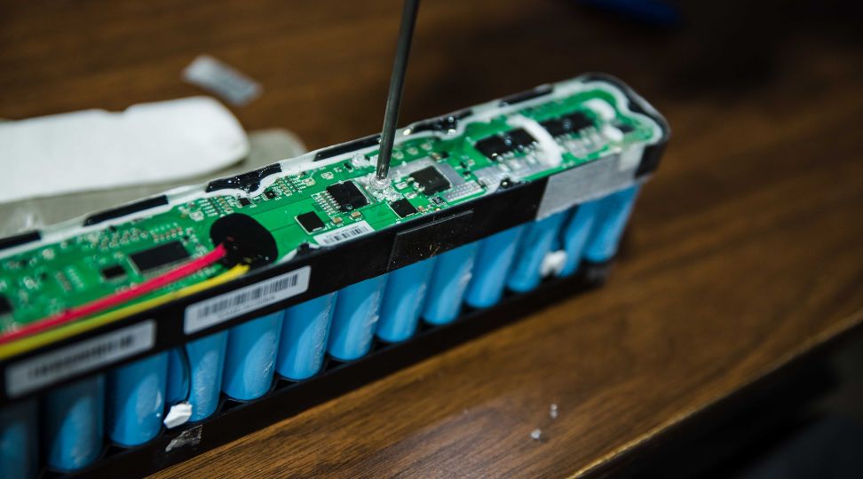 essential-components-for-building-a-battery